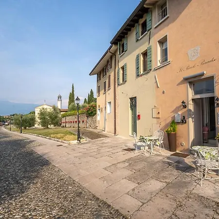 Romantic Il Piccolo Paradiso