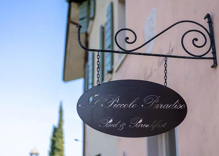 Alojamento de Acomodação e Pequeno-almoço Romantic Il Piccolo Paradiso 4*