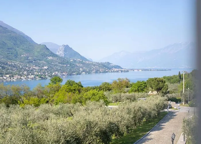 Romantic Il Piccolo Paradiso Alojamento de Acomodação e Pequeno-almoço San Felice del Benaco