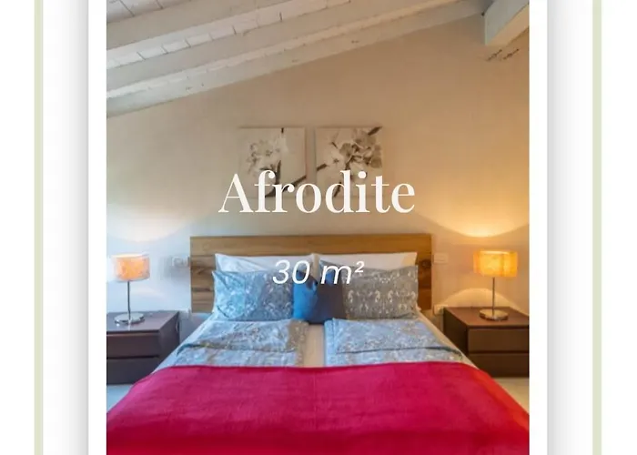 Romantic Il Piccolo Paradiso Alojamento de Acomodação e Pequeno-almoço 4*