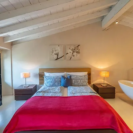 Romantic Il Piccolo Paradiso Bed and breakfast *